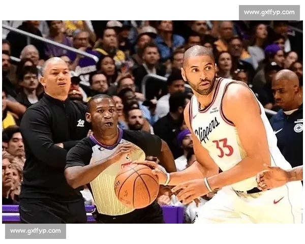 泰伦卢别硬撑了！科林斯适配小卡祖巴茨却替补，快船等不起